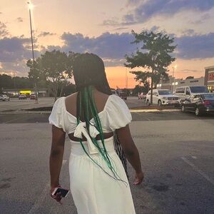 Meet your Posher, Leilanii